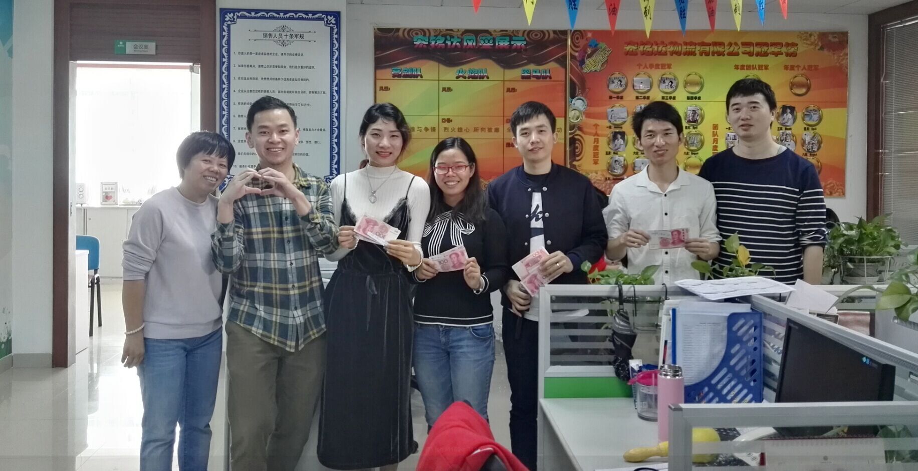 进口物流从英国空运到中国