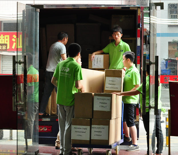 Repacking goods services for customers