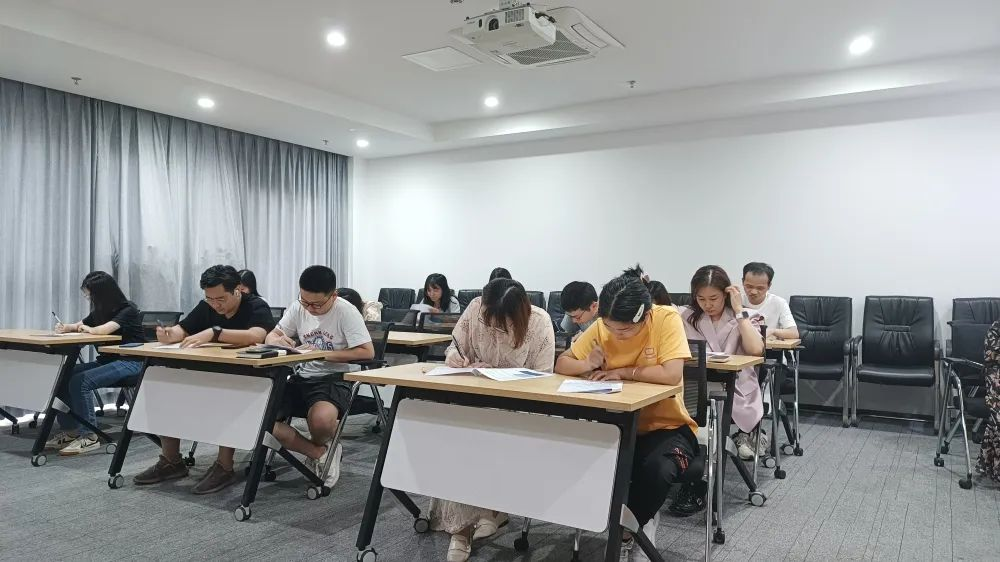 Guangdong College Entrance Examination List - There Are Candidates at Home