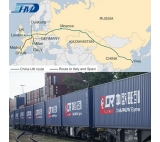 从中国到哈萨克斯坦的铁路货运集装箱